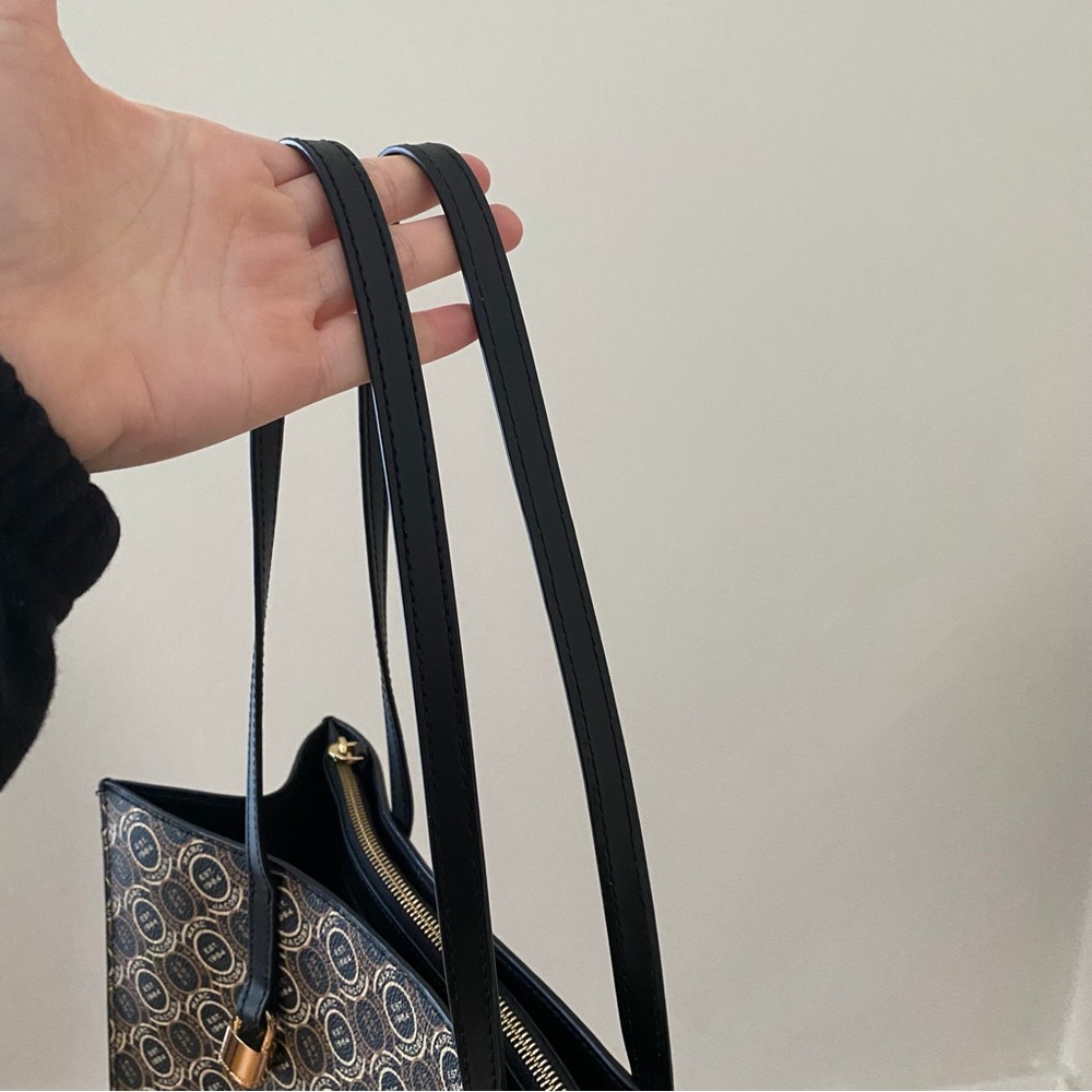 Marc Jacobs Black and Tan Patterned Tote - Picture 9 of 14